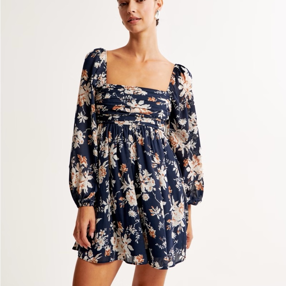 New with tag The A&F Emerson Balloon Sleeve Mini Dress XSP